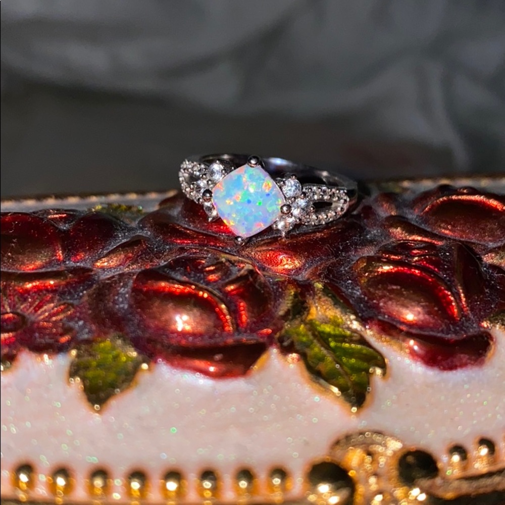 Opal ring